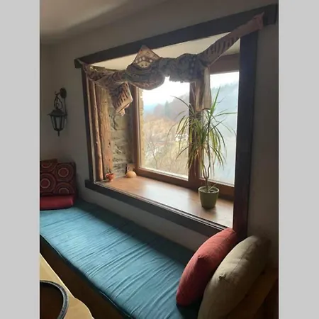 Cozy Mountain Home, 19 Km From Pamporovo Holiday home Momchilovtsi (Smolyan)